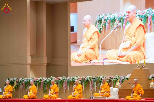 ภาพ No.319515:วันเสาร์ที่ 4 เมษายน พ.ศ.2569 พิธีขอขมา มอบผ้าไตร และถวายบาตรแด่นาคธรรมทายาท ในโครงการบรรพชาสามเณรฟื้นฟูพระพุทธศาสนาทั่วไทย โครงการหน่อแก้วเปรียญธรรม รุ่นที่ 14 โครงการสามเณรยุวธรรมทายาท รุ่นที่ 34 โครงการสามเณรมัชฌิมธรรมทายาท รุ่นที่ 30 ณ สภาธรรมกายสากล