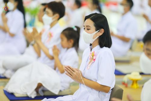 ภาพ No.81663:พิธีหล่อพระประธานเพื่อประดิษฐาน ณ ห้องแก้วสารพัดนึก 2 เนื่องในวันวิสาขบูชา วันเสาร์ที่ 3 มิถุนายน 2566 ณ วัดพระธรรมกาย จ.ปทุมธานี