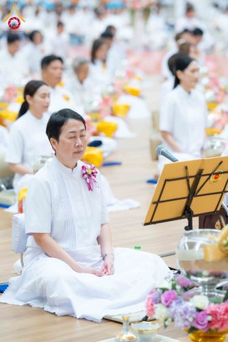 ภาพ No.310651:วันอาทิตย์ที่ 22 กุมภาพันธ์ พ.ศ. 2569 พิธีถวายโคมมาฆประทีป ณ ห้องแก้วสารพัดนึก 2 วัดพระธรรมกาย จ.ปทุมธานี