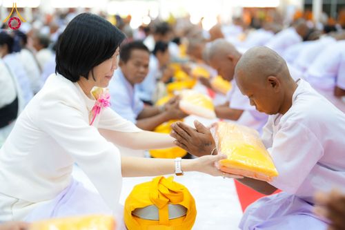 ภาพ No.281191:วันที่ 4 ธันวาคม พ.ศ. 2568 พิธีบรรพชาสามเณร ในโครงการบวชบูชาธรรมมหาปูชนียาจารย์  ณ วัดกลางพระอารามหลวง จังหวัดบุรีรัมย์