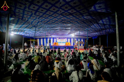 ภาพ No.283856:วันที่ 6-7 ธันวาคม พ.ศ. 2568  พิธีรับมอบหนังสือแสดงเจตจำนงถวายสิทธิครอบครองและใช้ประโยชน์วัดสันติวัน เมืองนาคปูร์  พิธีจุดโคมประทีปถวายเป็นพุทธบูชา และอุทิศบุญกุศลแด่ ดร.บี.อาร์. อัมเบดการ์  พิธีบูชาข้าวพระถ่ายทอดสดจากประเทศไทย