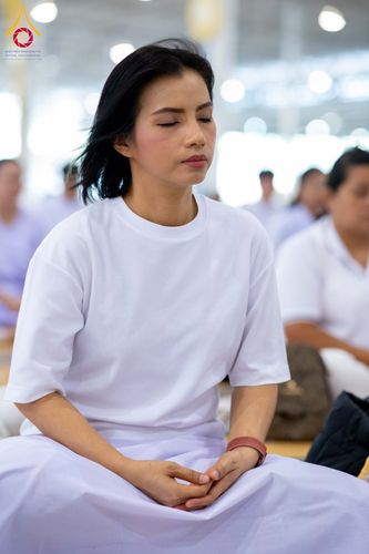 ภาพ No.318341:วันอาทิตย์ต้นเดือนที่ 5 เมษายน พ.ศ.2569 พิธีบูชาข้าวพระ ณ สภาธรรมกายสากล วัดพระธรรมกาย