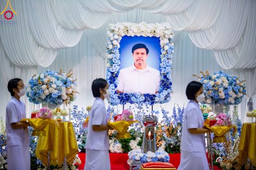 ภาพ No.90673:พิธีบำเพ็ญกุศลสวดพระอภิธรรม อุบาสกถาวร พรหมถาวร (อุบาสกผู้ปั้นพระ) วันอาทิตย์ที่ 15 ตุลาคม พ.ศ. 2566 ณ ห้องแก้วสารพัดนึก 1 สภาธรรมกายสากล วัดพระธรรมกาย จ.ปทุมธานี