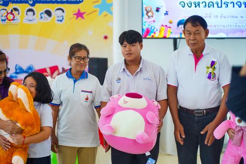 ภาพ No.282226:วันที่ 18 ธันวาคม พ.ศ.2568 รวมพลังเด็กดี V-Star ปราจีนบุรี