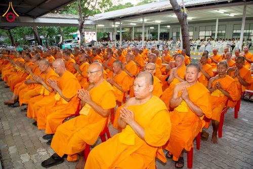 ภาพ No.315870:วันพฤหัสบดีที่ 26 มีนาคม พ.ศ. 2569 พิธีบำเพ็ญกุศล คุณพ่อณรงค์ จินตมากุล  สิริอายุ 99 ปี 11 เดือน โยมบิดา พระครูปลัดรัตนวีรวัฒน์ (รังสฤษดิ์ อิทฺธิจินตโก) ที่ปรึกษาเจ้าคณะจังหวัดปทุมธานี เจ้าอาวาสวัดพระธรรมกาย  ณ ห้องปลูกศรัทธา 2 วัดพระธรรมกาย ปทุมธานี