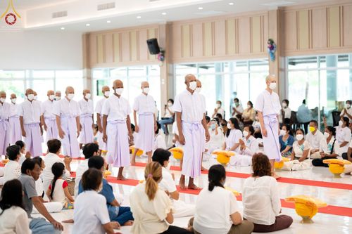 ภาพ No.65607:พิธีปลงผม และพิธีขอขมามอบผ้าไตร นาคธรรมทายาท ในโครงการอุปสมบทบูชาธรรม มหาปูชนียาจารย์ประจำปี 2565 ณ ศูนย์ปฏิบัติธรรมภาคใต้ บางกล่ำ จ.สงขลา วันที่ 19 พฤศจิกายน พ.ศ. 2565