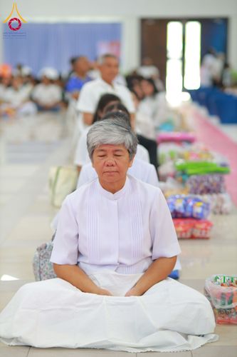 ภาพ No.321820:วันที่ 12 เมษายน พ.ศ.2569 ตักบาตรสงกรานต์ฉลองสามเณรใหม่  ณ ศูนย์ปฏิบัติธรรมระยอง(บ้านช่องลม)