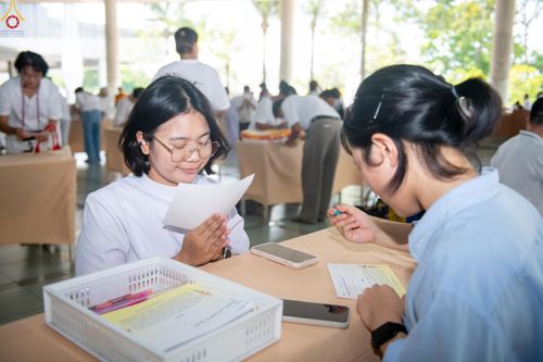 ภาพ No.317625:วันพฤหัสบดีที่ 2 เมษายน พ.ศ.2569 พิธีบุพเปตพลี ครั้งที่ 180 ณ หอฉันคุณยายอาจารย์ฯ วัดพระธรรมกาย