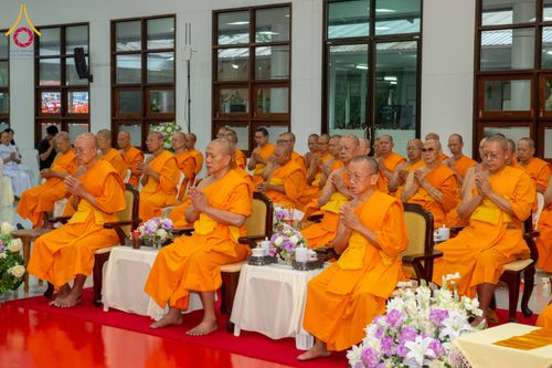 ภาพ No.315339:วันอังคารที่ 24 มีนาคม พ.ศ. 2569 พิธีบำเพ็ญกุศล คุณพ่อณรงค์ จินตมากุล  สิริอายุ 99 ปี 11 เดือน โยมบิดา พระครูปลัดรัตนวีรวัฒน์ (รังสฤษดิ์ อิทฺธิจินตโก) ที่ปรึกษาเจ้าคณะจังหวัดปทุมธานี เจ้าอาวาสวัดพระธรรมกาย  ณ ห้องปลูกศรัทธา 2 วัดพระธรรมกาย ปทุมธานี