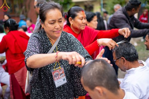 ภาพ No.313355:วันพุธที่ 11 มีนาคม พ.ศ. 2569 พิธีตัดปอยผมโครงการบรรพชาสามเณร  ณ วัดอเชศวร (Aksheswar Mahavihar) ประเทศเนปาล