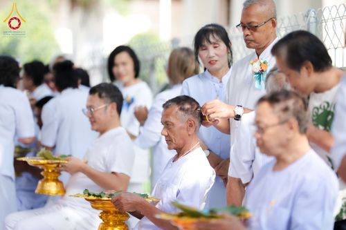ภาพ No.341237:วันอาทิตย์ที่ 26 กรกฎาคม พ.ศ. 2569 ​โครงการอุปสมบทหมู่บูชาธรรมมหาปูชนียาจารย์ รุ่นที่ ๑ วัดกลางธนรินทร์ ต.บ้านแป้ง อ.พรหมบุรี จ.สิงห์บุรี