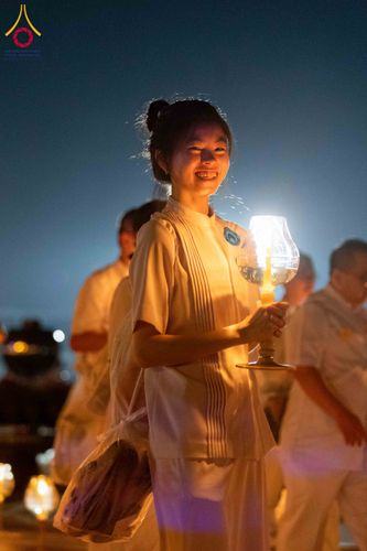 ภาพ No.312298:วันอังคารที่ 3 มีนาคม พ.ศ.2569 พิธีเวียนประทักษิณและจุดมาฆประทีป (ภาพชุดที่ 2) ณ ลานธรรมพระมหาธรรมกายเจดีย์ วัดพระธรรมกาย