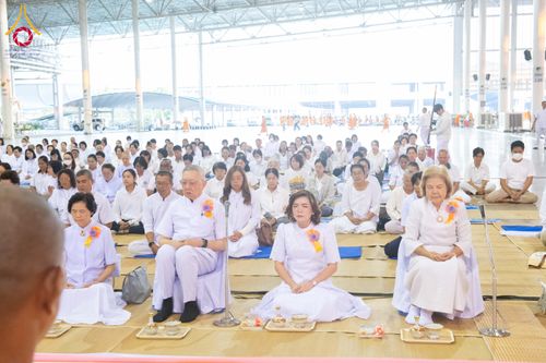 ภาพ No.287218:วันที่ 3 มกราคม พ.ศ.2569 พิธีถวายภัตตาหารเป็นสังฆทาน แด่พระธรรมยาตรา ณ วัดพระธรรมกาย  จังหวัดปทุมธานี ในโครงการธรรมยาตรา กตัญญูบูชา มหาปูชนียาจารย์ พระมงคลเทพมุนี(สด จนฺทสโร) พระผู้ปราบมาร อนุสรณ์สถาน 7 แห่ง ปีที่ 14