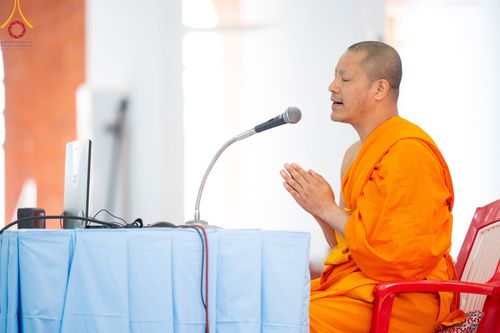 ภาพ No.315260:​วันอาทิตย์ที่ 22 มีนาคม พ.ศ.2569 สามเณรธรรมทายาทเนปาล 500 รูป ฟังธรรม สวดมนต์ ปฏิบัติธรรมร่วมกัน  ณ International Assembly and Meditation Hall Lumbini