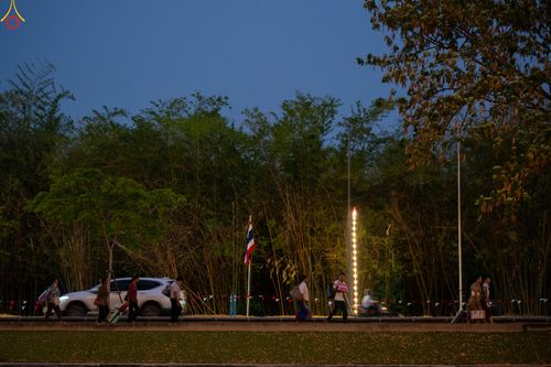 ภาพ No.323850:วันที่ 22 เมษายน พ.ศ.2569 (วันคุ้มครองโลก) งานถวายมหาสังฆทาน 40,000 กว่าวัดทั่วประเทศ บรรยากาศพระสังฆาธิการและสาธุชน  เดินทางเข้าวัดพระธรรมกาย และพักค้าง ตั้งแต่ ตอนเย็นวันที่ 21  ถึงเช้าวันที่ 22