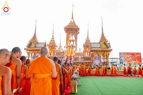 ภาพ No.316650:วันอาทิตย์ที่ 29 มีนาคม พ.ศ. 2569 พิธีทอดผ้าบังสุกุลและพิธีชำระร่าง โยมพ่อณรงค์ จินตมากุล  สิริอายุ 99 ปี 11 เดือน โยมบิดา พระครูปลัดรัตนวีรวัฒน์ (รังสฤษดิ์ อิทฺธิจินตโก) ที่ปรึกษาเจ้าคณะจังหวัดปทุมธานี เจ้าอาวาสวัดพระธรรมกาย  ณ ฌาปนสถานชั่วคราว ทางเข้า 