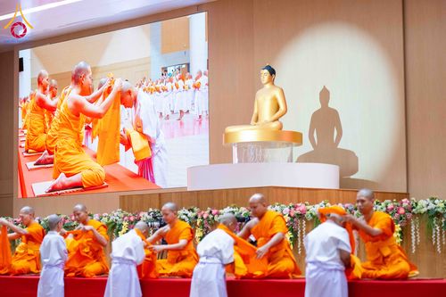 ภาพ No.319533:วันเสาร์ที่ 4 เมษายน พ.ศ.2569 พิธีขอขมา มอบผ้าไตร และถวายบาตรแด่นาคธรรมทายาท ในโครงการบรรพชาสามเณรฟื้นฟูพระพุทธศาสนาทั่วไทย โครงการหน่อแก้วเปรียญธรรม รุ่นที่ 14 โครงการสามเณรยุวธรรมทายาท รุ่นที่ 34 โครงการสามเณรมัชฌิมธรรมทายาท รุ่นที่ 30 ณ สภาธรรมกายสากล