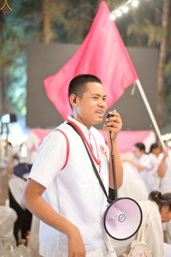 ภาพ No.301454:ภาพเบื้องหลังอาสาสมัครรวมใจ ชุดที่ 4 ในโครงการธรรมยาตรา กตัญญูบูชา มหาปูชนียาจารย์ พระมงคลเทพมุนี(สด จนฺทสโร) พระผู้ปราบมาร อนุสรณ์สถาน 7 แห่ง ปีที่ 14