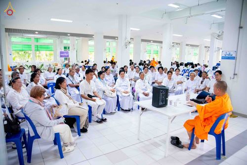 ภาพ No.344462:วันที่ 21-23 สิงหาคม พ.ศ. 2569 สัมมนารวมใจผู้นำบุญ บูชาธรรม 82 ปี หลวงพ่อธัมมชโย รุ่นที่ 1 กฐินสามัคคีทั่วไทย 30,000 วัด โครงการอุปสมบทบูชาธรรมมหาปูชนียาจารย์ 3,000 รูป  ณ ศูนย์ปฏิบัติธรรมเวิล์ดพีช วัลเล่ย์ จ.นครราชสีมา