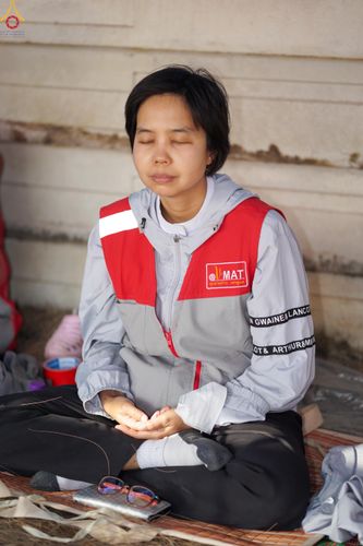 ภาพ No.300662:ภาพเบื้องหลังอาสาสมัครรวมใจ ชุดที่ 3 ในโครงการธรรมยาตรา กตัญญูบูชา มหาปูชนียาจารย์ พระมงคลเทพมุนี(สด จนฺทสโร) พระผู้ปราบมาร อนุสรณ์สถาน 7 แห่ง ปีที่ 14