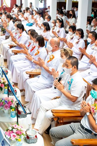 ภาพ No.74892:พิธีเจริญพระพุทธมนต์ ปฏิบัติธรรม มอบทุนการศึกษา ถวายสังฆทาน 106 วัด เพื่อถวายเป็นพุทธบูชา และขับเคลื่อนโครงการหมู่บ้านรักษาศีล 5 โดยคณะสงฆ์จังหวัดนครปฐม คณะศิษยานุศิษย์วัดพระธรรมกาย โครงการธรรมยาตราฯ ปีที่ 11 ณ วัดบางปลา อ.บางเลน จ.นครปฐม วันที่ 28 มกราค