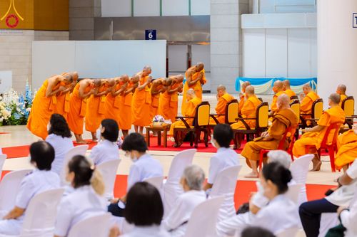 ภาพ No.90851:พิธีบำเพ็ญกุศลสวดพระอภิธรรม  อุบาสกถาวร พรหมถาวร (อุบาสกผู้ปั้นพระ) คืนที่ 4 วันอังคารที่ 17 ตุลาคม พ.ศ. 2566 ณ ห้องแก้วสารพัดนึก 1 สภาธรรมกายสากล วัดพระธรรมกาย จ.ปทุมธานี