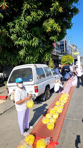 ภาพ No.105830:V.2 ทุ่มเท การเตรียมงาน เก็บงาน การรับบุญของเจ้าหน้าที่หน่วยงานต่างๆ เพื่อโครงการธรรมยาตรา กตัญญูบูชามหาปูชนียาจารย์ พระมงคลเทพมุนี (สด จนฺทสโร) พระผู้ปราบมาร อนุสรณ์สถาน 7 แห่ง ปีที่ 12 ระหว่างวันที่ 2 - 31 มกราคม พ.ศ.2567