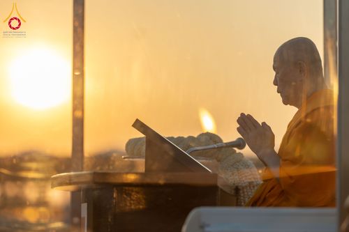 ภาพ No.312040:วันอังคารที่ 3 มีนาคม พ.ศ.2569 พิธีเวียนประทักษิณและจุดมาฆประทีป ณ ลานธรรมพระมหาธรรมกายเจดีย์ วัดพระธรรมกาย