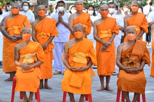 ภาพ No.67030:พิธีอุปสมบทวัดพันเสด็จนอก อ.ศรีราชา จ.ชลบุรี รับบุญจัดงานโดย สำนักพัฒนาเยาวชนโลก เมื่อวันที่ 7 ธันวาคม พ.ศ. 2565