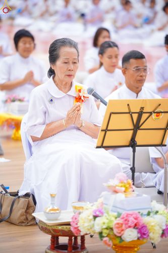 ภาพ No.329043:วันอาทิตย์ที่ 17 พฤษภาคม พ.ศ.2569 พิธีร่วมบุญการศึกษาพระภิกษุสามเณร (หนังสือบาลี นักธรรม ทางก้าวหน้า World-Pec) ณ ห้องแก้วสารพัดนึก 2 วัดพระธรรมกาย