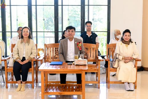 ภาพ No.283932:วันที่ 18 พฤศจิกายน พ.ศ. 2568 พิธีทอดกฐินสามัคคีทั่วไทย 30,000 วัด  โดยคณะศิษยานุศิษย์ บูชาธรรม 81 ปี  หลวงพ่อธัมมชโย  ณ วัดสวายสอ จ.บุรีรัมย์