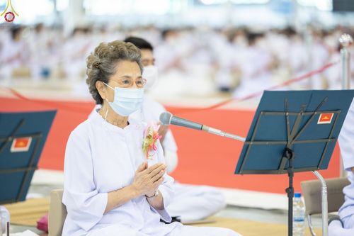 ภาพ No.68826:พิธีบูชาข้าวพระต้อนรับปีใหม่ วันที่ 1 มกราคม พ.ศ. 2566 ณ วัดพระธรรมกาย จ.ปทุมธานี