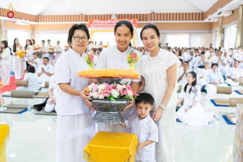 ภาพ No.346564:วันอาทิตย์ที่ 30 สิงหาคม พ.ศ.2569 พิธีทอดผ้าป่า สวดธรรมจักรกัปปวัตนสูตรกลั่นแผ่นดินโปรยรัตนชาติ  สถาปนาองค์พระเจดีย์เพื่อสร้างสันติภาพโลก  ณ ศูนย์ปฏิบัติธรรมพนมสารคาม (เพชรตะวัน) จังหวัดฉะเชิงเทรา