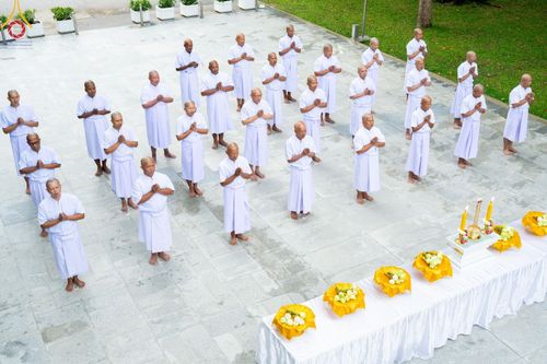 ภาพ No.156739:พิธีบรรพชาอุปสมบท ธรรมทายาท โครงการอุปสมบทหมู่บูชาธรรมครบรอบ 107 ปี วันครูผู้ค้นพบวิชชาธรรมกาย ณ โบสถ์พระไตรปิฏก วัดพระธรรมกาย วันเสาร์ที่ 14 กันยายน พ.ศ. 2567