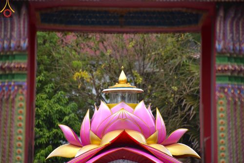 ภาพ No.128272:พิธีอัญเชิญพระบรมสารีริกธาตุ " ใจกลางเมืองนครหาดใหญ่ " เพื่อประดิษฐาน ณ มหารัตนเจดีย์สิริปทุมสวรรค์ (เจดีย์อริยพุทธะ 5 พระองค์) ศูนย์ปฏิบัติธรรมภาคใต้ อ.บางกล่ำ จ.สงขลา  วันที่ 9 มีนาคม พ.ศ.2567 (ชุดที่ 1)