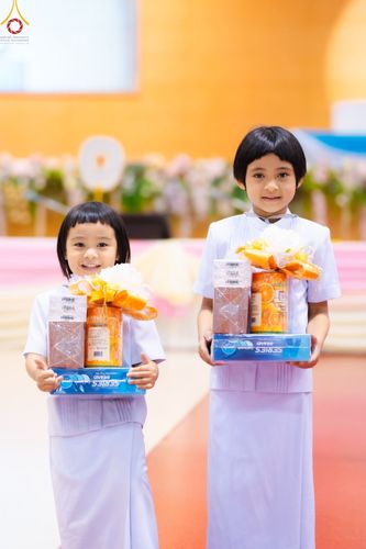 ภาพ No.85845:พิธีถวายคิลานเภสัชและอุปกรณ์การแพทย์ บูชาธรรมเนื่องในวันธรรมชัย วันที่ 19 สิงหาคม พ.ศ. 2566 ณ ห้องแก้วสารพัดนึก วัดพระธรรมกาย