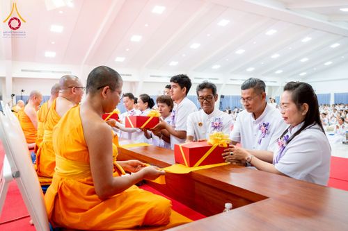 ภาพ No.275019:วันอาทิตย์ที่ 30 พฤศจิกายน พ.ศ. 2568 พิธีทอดผ้าป่า "สร้างองค์พระเจดีย์เพื่อสร้างสันติภาพโลก" ณ ศูนย์ปฏิบัติธรรมระยอง (บ้านช่องลม)