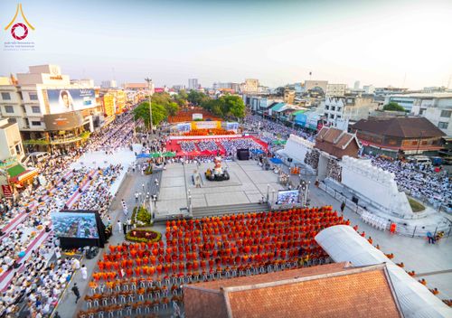 ภาพ No.312781:วันอาทิตย์ที่ 8 มีนาคม พ.ศ.2569 ทำบุญเมืองนครราชสีมา 558 ปี ตักบาตรพระ 10,000 รูป (ภาพชุดที่ 2)