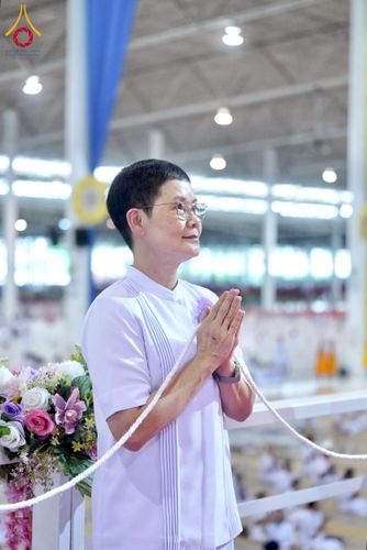 ภาพ No.261283:วันอาทิตย์ที่ 5 ตุลาคม พ.ศ. 2568 พิธีจุดเทียนใจ ไฟนิรันด์ อนันตชัย ณ สภาธรรมกายสากล วัดพระธรรมกาย