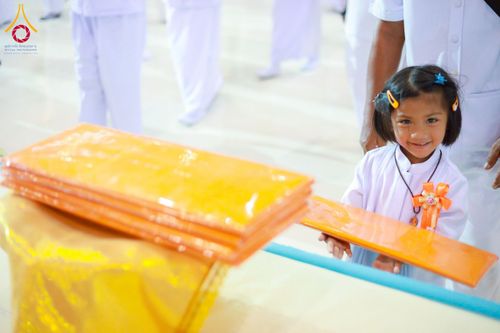 ภาพ No.215464:วันอาทิตย์ต้นเดือนที่ 6 เมษายน พ.ศ. 2568 ขบวนอัญเชิญผ้าป่าสมทบ มหาสังฆทาน 40,000 กว่าวัดทั่วประเทศ ณ สภาธรรมกายสากล วัดพระธรรมกาย