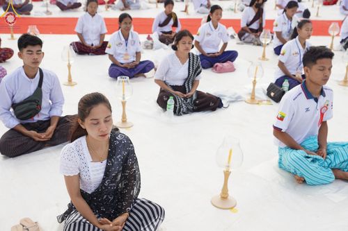 ภาพ No.129420:พิธีประดิษฐานพระบรมสารีริกธาตุ ณ มหารัตนะเจดีย์สิริปทุมสวรรค์ ศูนย์ปฏิบัติธรรมภาคใต้ อ.บางกล่ำ จ.สงขลา วันที่ 10 มีนาคม พ.ศ.2567