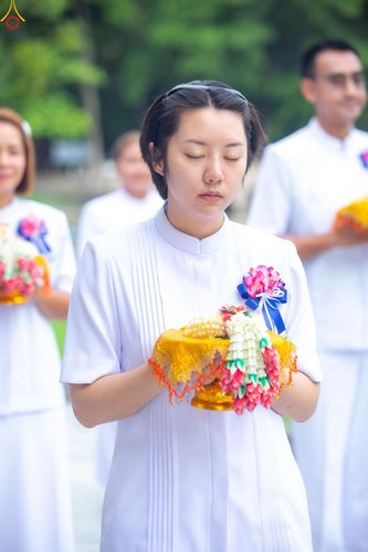 ภาพ No.227437:วันเสาร์ที่ 31 พฤษภาคม พ.ศ. 2568 พิธีเวียนประทักษิณรอบพระอุโบสถ ในพิธีอุปสมบท สามเณรเตรียม DCI รุ่นที่ 22 ณ อุโบสถพระไตรปิฎก วัดพระธรรมกาย