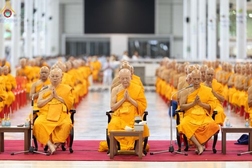 ภาพ No.151238:พิธีบูชาข้าวพระ ในวันอาทิตย์ต้นเดือน วันที่ 1 กันยายน พ.ศ. 2567 ณ สภาธรรมกายสากล วัดพระธรรมกาย