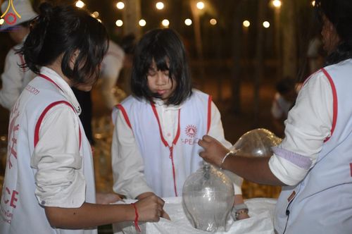 ภาพ No.108337:V.5 ทุ่มพลัง การเตรียมงาน เก็บงาน การรับบุญของเจ้าหน้าที่หน่วยงานต่างๆ เพื่อโครงการธรรมยาตรา กตัญญูบูชามหาปูชนียาจารย์ พระมงคลเทพมุนี (สด จนฺทสโร) พระผู้ปราบมาร อนุสรณ์สถาน 7 แห่ง ปีที่ 12 ระหว่างวันที่ 2 - 31 มกราคม พ.ศ. 2567