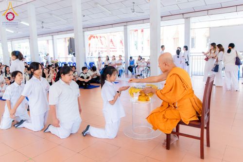 ภาพ No.199962:พิธีทอดผ้าป่าทำนุบำรุงศาสนสถาน ณ วัดบางช้างใต้ ตำบลบางช้าง อำเภอสามพราน จังหวัดนครปฐม ในโครงการธรรมยาตรา กตัญญูบูชา มหาปูชนียาจารย์ พระมงคลเทพมุนี(สด จนฺทสโร) พระผู้ปราบมาร อนุสรณ์สถาน 7 แห่ง ปีที่ 13 วันที่ 22 มกราคม พ.ศ. 2568