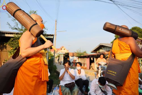 ภาพ No.110465:พิธีต้อนรับพระธรรมยาตรา ในโครงการธรรมยาตรากตัญญูบูชา มหาปูชนียาจารย์ พระมงคลเทพมุนี(สด จนฺทสโร) พระผู้ปราบมาร อนุสรณ์สถาน 7 แห่ง ปีที่ 12 วันที่ 11 มกราคม พ.ศ. 2567 ณ อนุสรณ์สถานลำดับที่ 3 สถานที่เกิดใหม่ในเพศสมณะ วัดสองพี่น้อง จ.สุพรรณบุรี