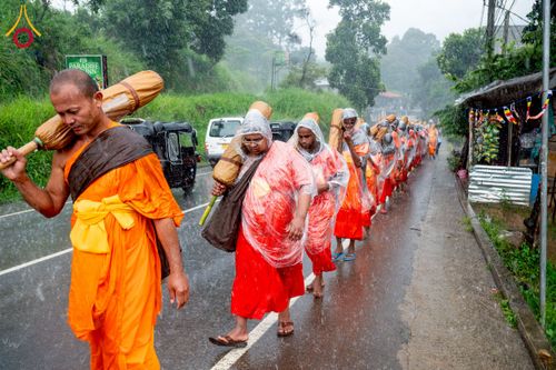 ภาพ No.226325:วันที่ 7-10 พฤษภาคม พ.ศ. 2568 โครงการเดินธรรมยาตรา สยาม-ลังกา ธรรมยาตรา ฉลองเทศกาลวิสาขบูชาแห่งชาติ ศรีลังกา บูชาธรรม 81 ปี หลวงพ่อธัมมชโย เมืองนูวราอิลิยา ประเทศศรีลังกา