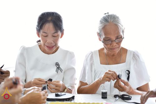 ภาพ No.267635:วันที่ 7 พฤศจิกายน พ.ศ. 2568 พสกนิกรอำเภอคลองหลวง รวมใจบำเพ็ญกุศลปัณรสมวาร (15 วัน) อุทิศถวายเป็นพระราชกุศลแด่ “สมเด็จพระพันปีหลวง” ณ วัดพระธรรมกาย