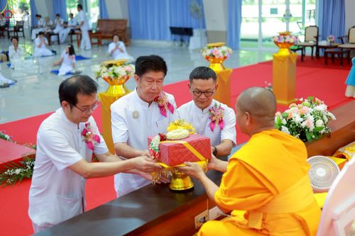 ภาพ No.233452:วันอาทิตย์ที่ 13 กรกฎาคม พ.ศ. 2568 พิธีทอดผ้าป่าสามัคคี "สร้างบ้านพักผู้ปฏิบัติธรรม" ณ ศูนย์ปฏิบัติธรรมจังหวัดระยอง(บ้านช่องลม)