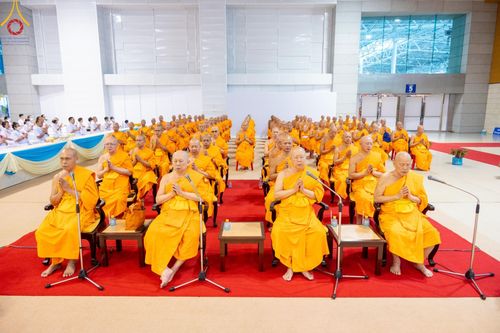 ภาพ No.154347:พิธีบูชาครูผู้ค้นพบวิชชาธรรมกาย ณ สภาธรรมกายสากล วัดพระธรรมกาย วันอังคารที่ 17 กันยายน พ.ศ. 2567